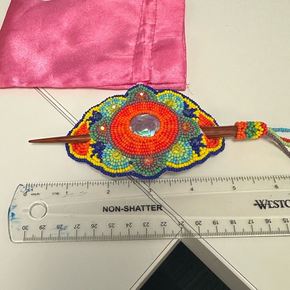 Mother Sierra Summer Rainbow Beaded Hair clip - Picture 6 of 7